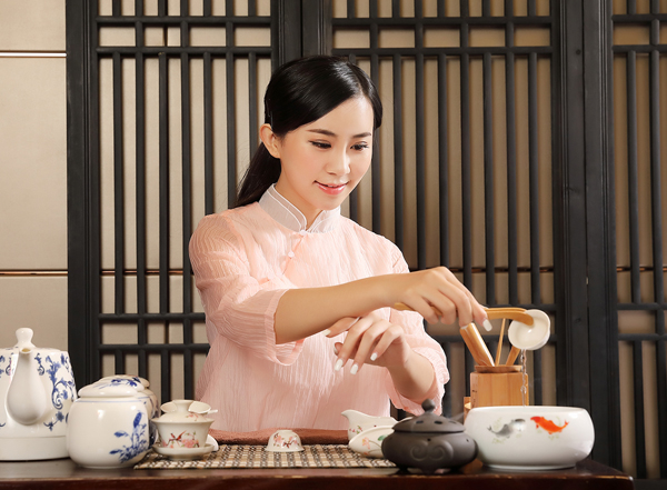 经常去西安靠谱男士会馆，这家私藏已久的店推荐给你